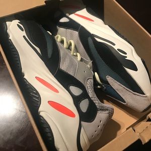Adidas Yeezy Boost Wave runner 700 Solid Grey
